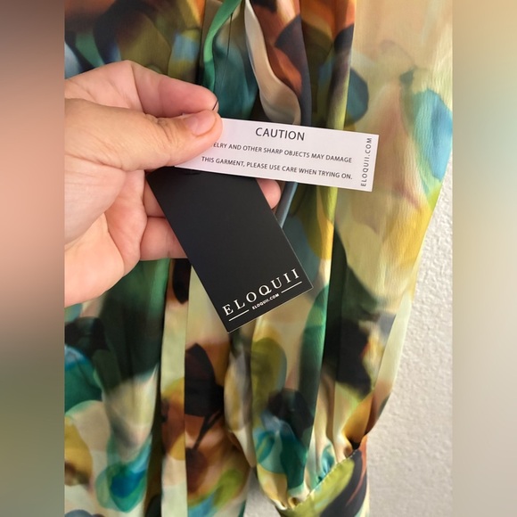 🆕Eloquii Satin Yellow and Green Sheath Dress with Bishop Sleeves 16🆕 - Picture 13 of 15